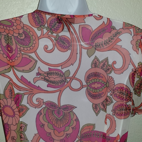 East 5th Women's Blouse - Picture 7 of 8